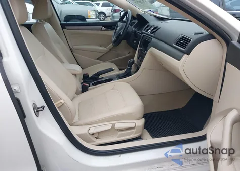 2014 Volkswagen Passat 1.8T Se z USA, uszkodzony, nr VIN 1VWBS7A32EC113746